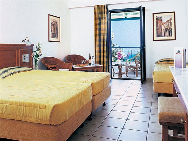 Chrissi Amoudia Hotel Anissaras Exterior photo